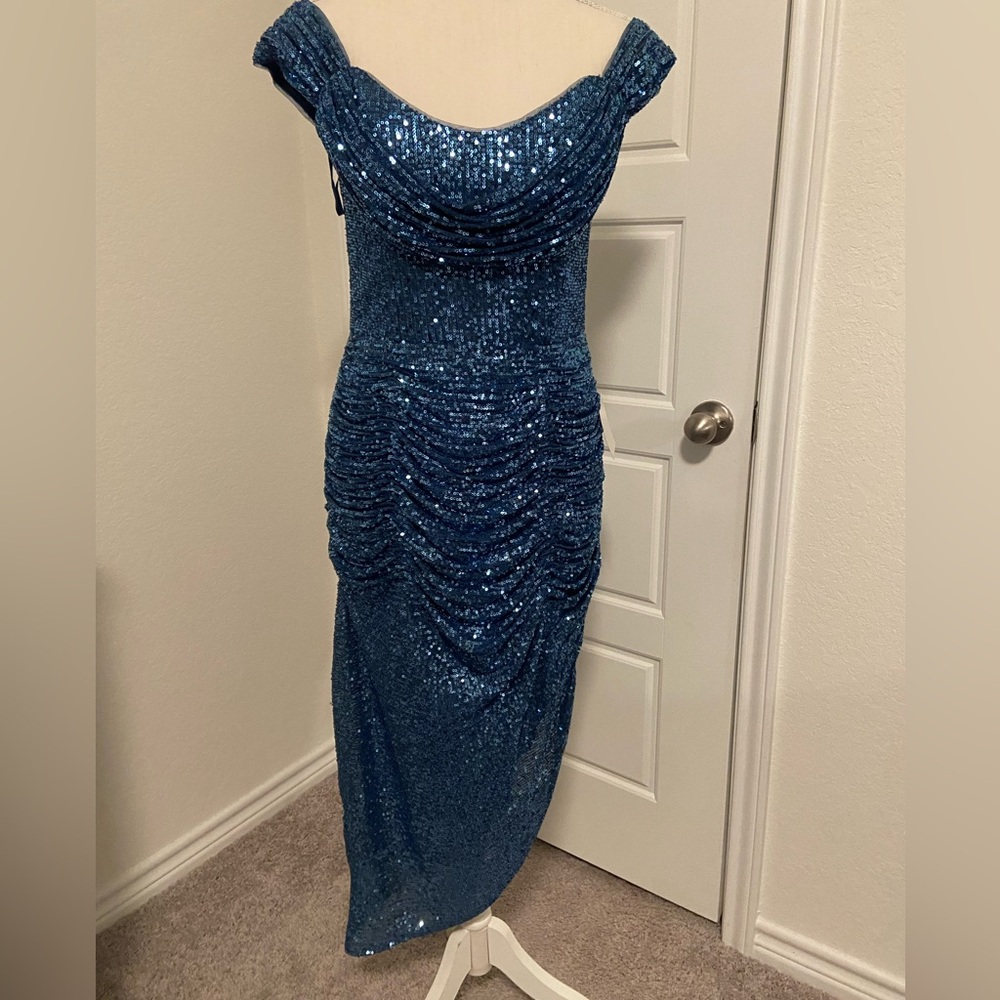 Chic-Off Shoulders Blue Midi Dress